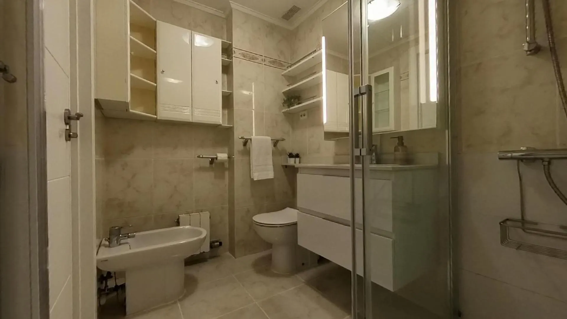 Apartamento Maravillosa Ubicacion Junto Al Mar Con Garaje Getxo